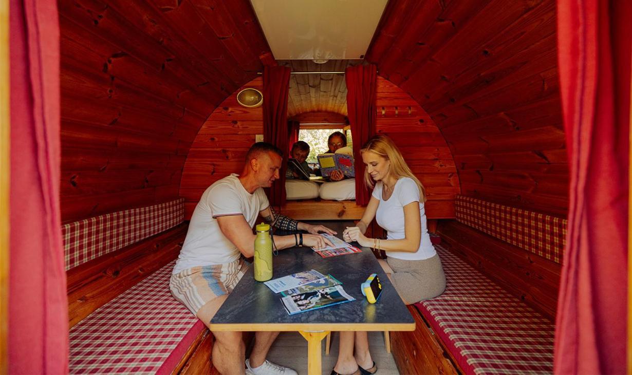 Azur Camping Schwaebische Alb Sonnenbühl Esterno foto